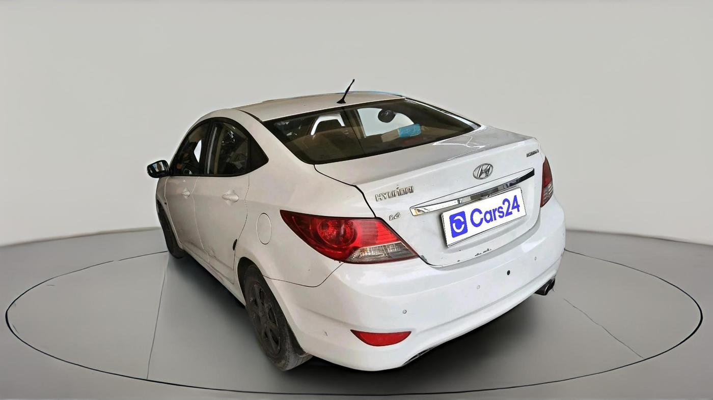 2012 Hyundai Verna FLUIDIC 1.6 CRDI EX, Diesel, Manual, 1,02,570 km, exterior