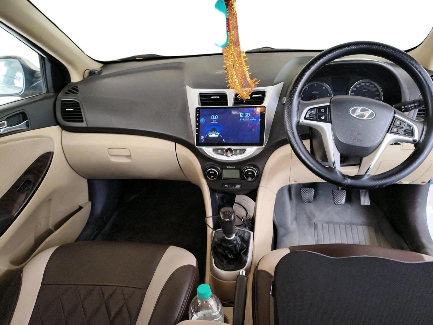 2012 Hyundai Verna FLUIDIC 1.6 CRDI EX, Diesel, Manual, 1,02,570 km, interior