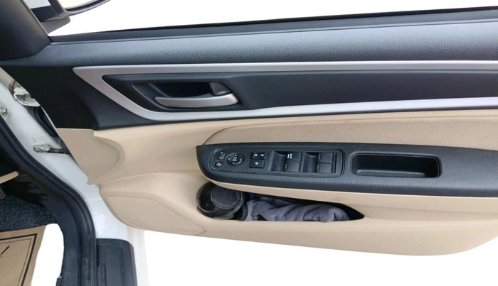 2023 Honda Amaze 1.2L I-VTEC VX CVT, Petrol, Automatic, 40,819 km, interior