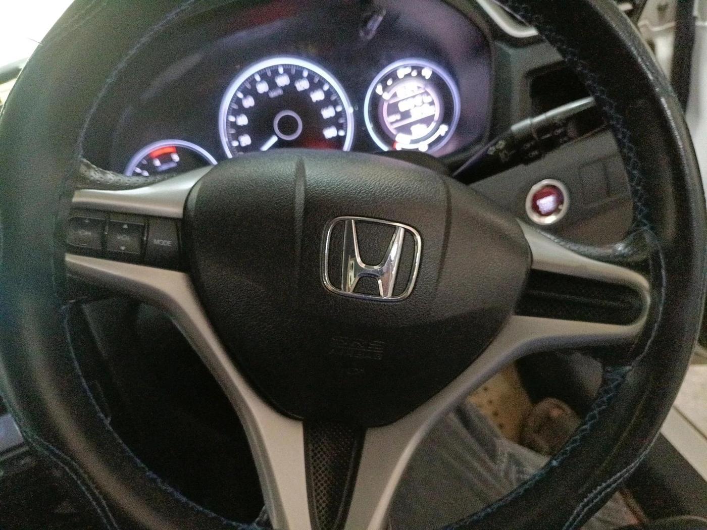 2017 Honda BR-V 1.5L I- DTEC V, Diesel, Manual, 5,90,000 km, interior