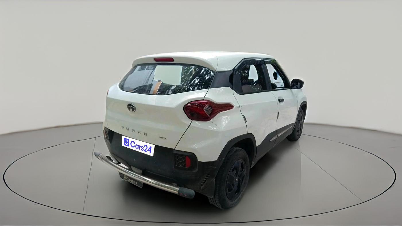 2024 Tata PUNCH PURE MT CNG, CNG, Manual, 33,769 km, exterior
