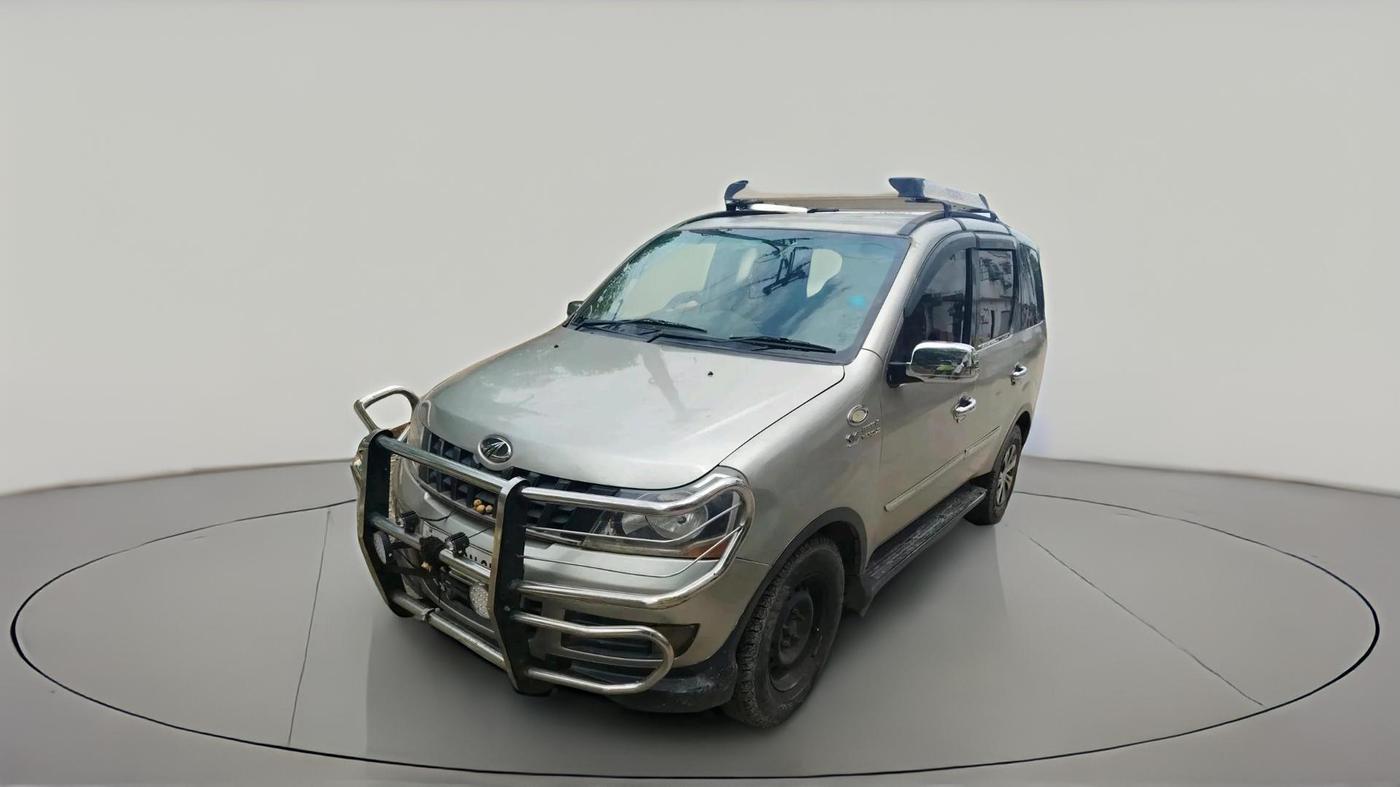 2012 Mahindra Xylo E4, Diesel, Manual, 2,40,591 km, exterior
