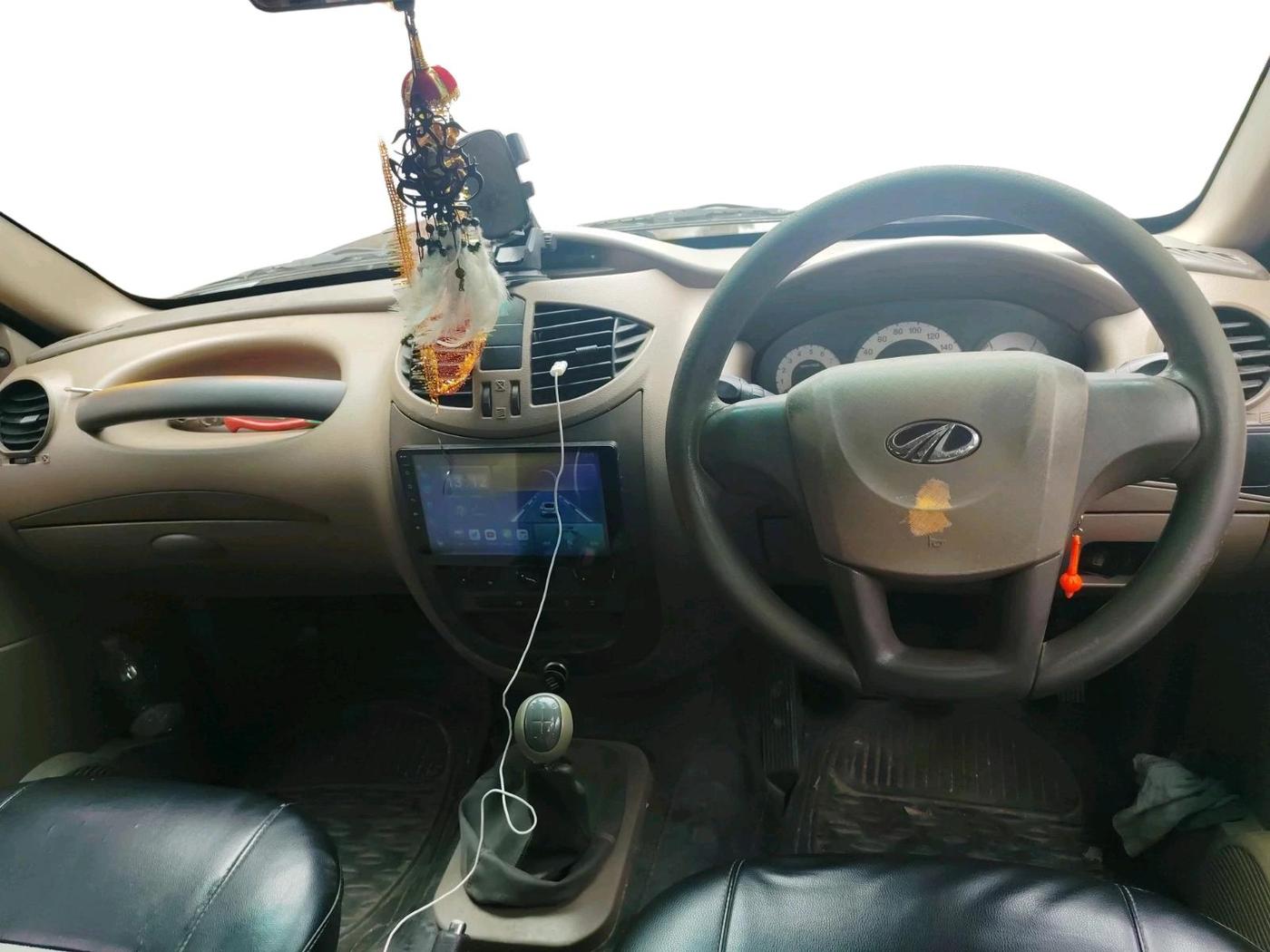 2012 Mahindra Xylo E4, Diesel, Manual, 2,40,591 km, interior