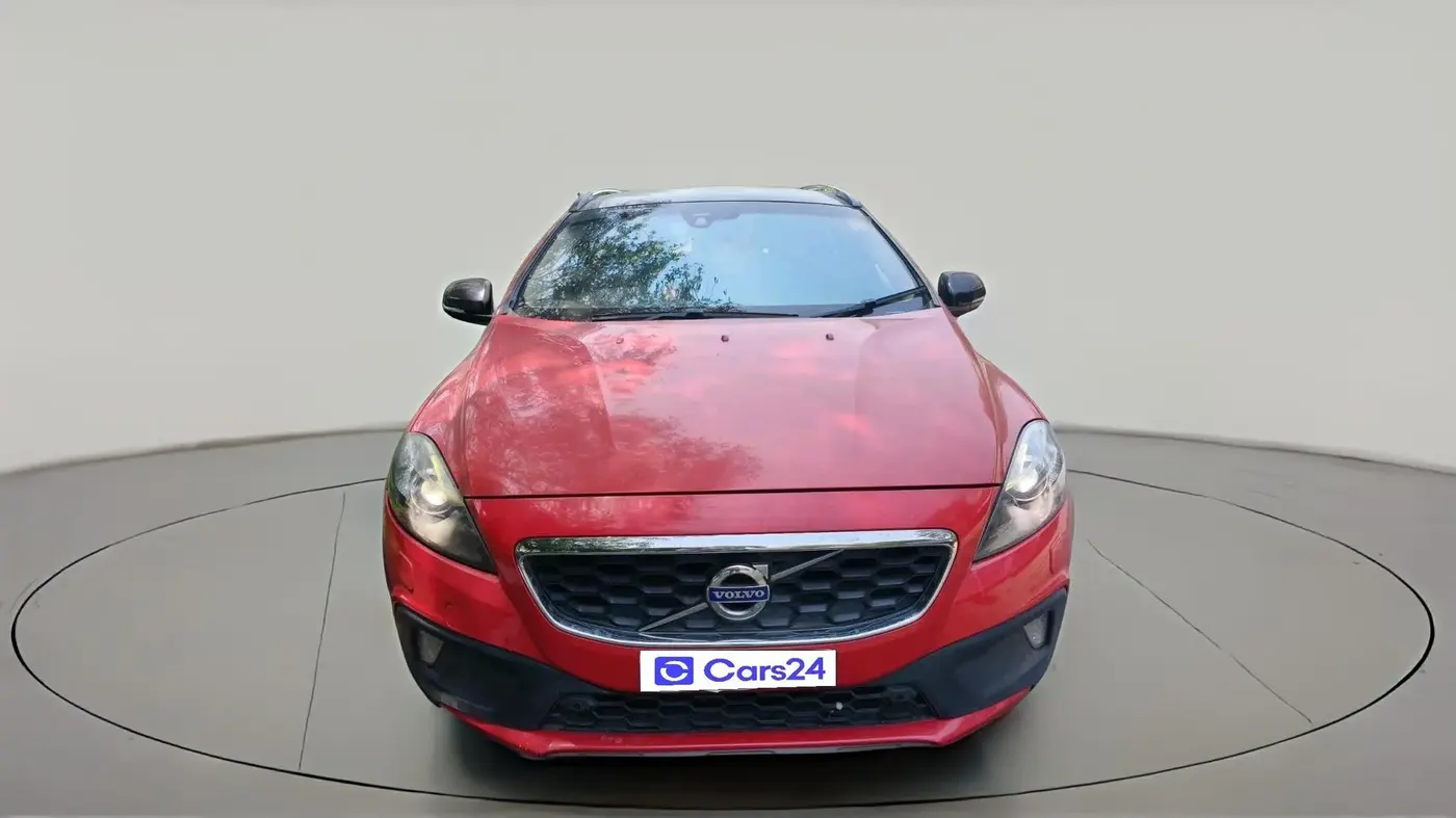 2013 Volvo V40 Cross Country D3, Diesel, Automatic, 1,48,390 km, exterior