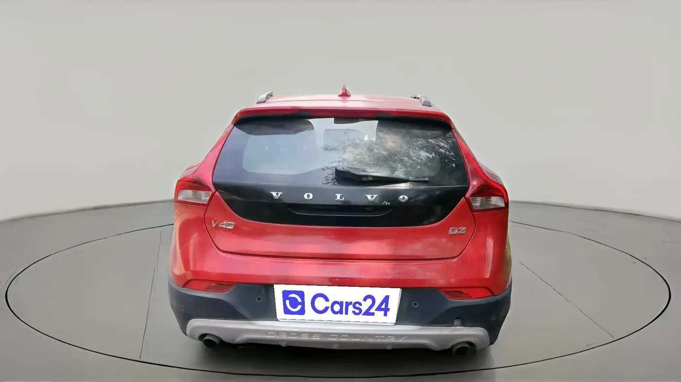 2013 Volvo V40 Cross Country D3, Diesel, Automatic, 1,48,390 km, exterior