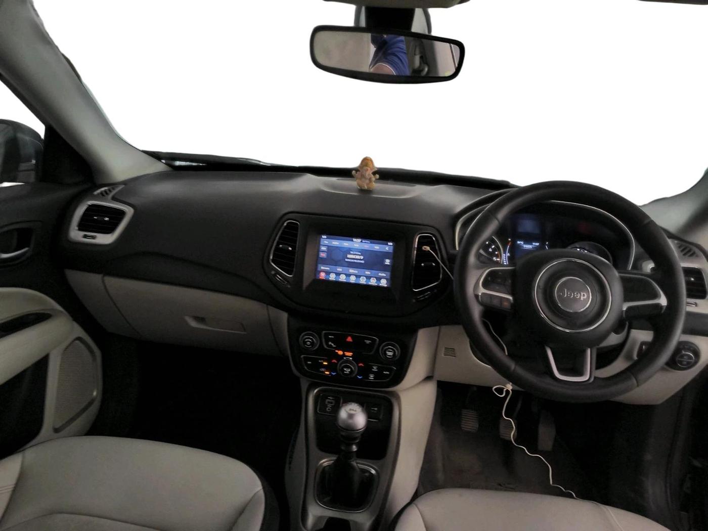 2020 Jeep Compass LONGITUDE PLUS 2.0 DIESEL, Diesel, Manual, 1,24,999 km, interior