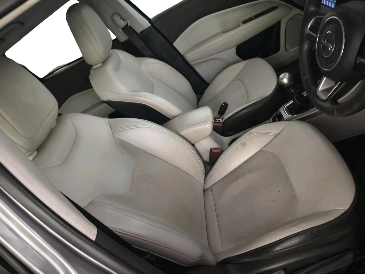 2020 Jeep Compass LONGITUDE PLUS 2.0 DIESEL, Diesel, Manual, 1,24,999 km, interior