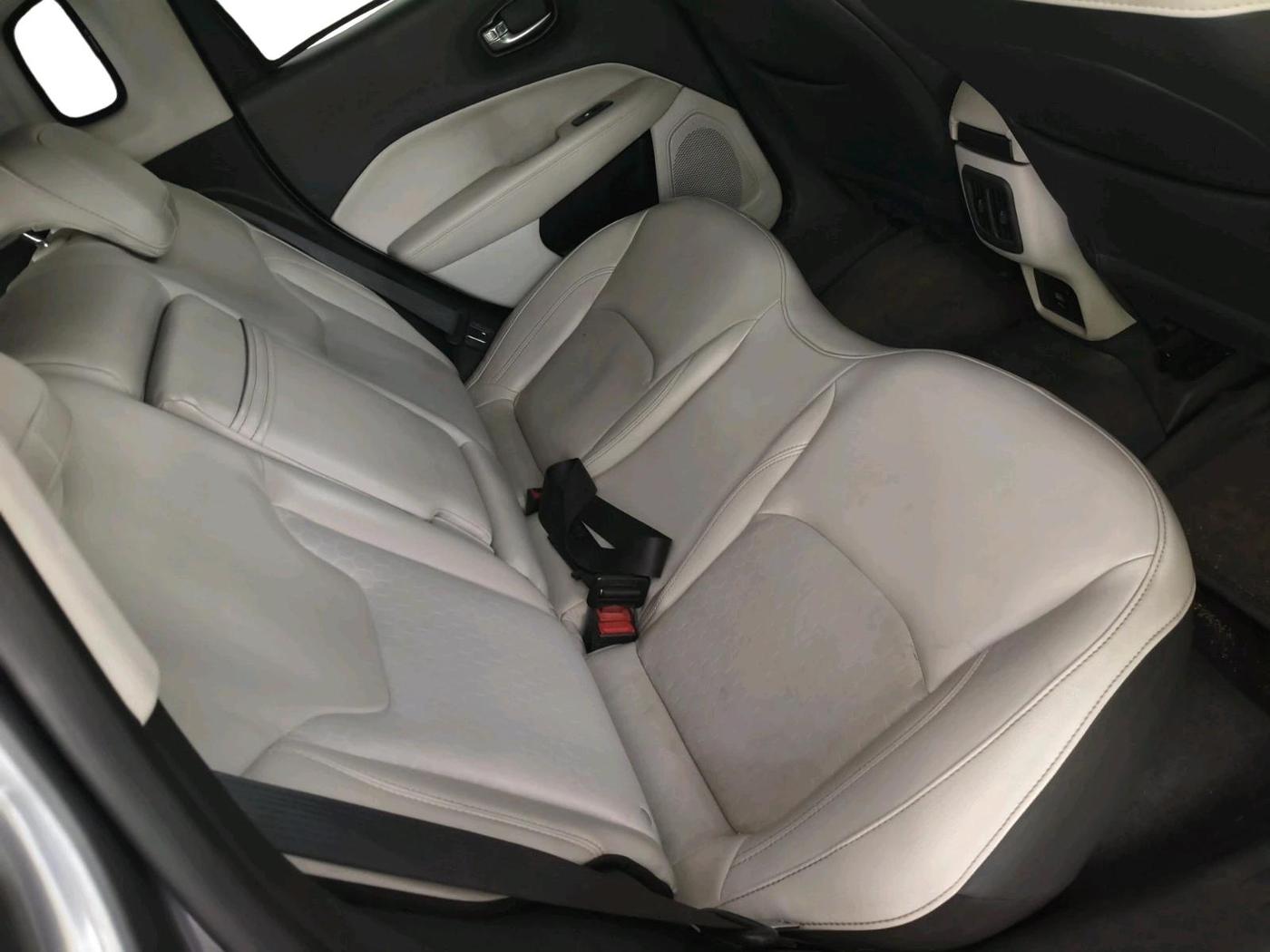 2020 Jeep Compass LONGITUDE PLUS 2.0 DIESEL, Diesel, Manual, 1,24,999 km, interior