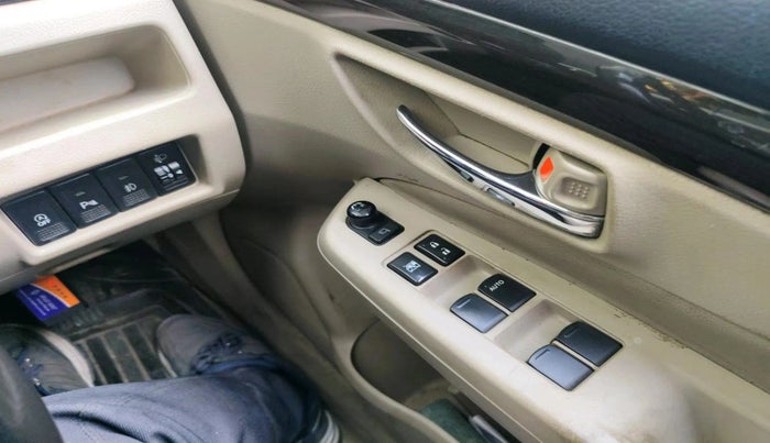 2016 Maruti Ciaz ZDI+ SHVS, Diesel, Manual, 1,02,841 km, interior