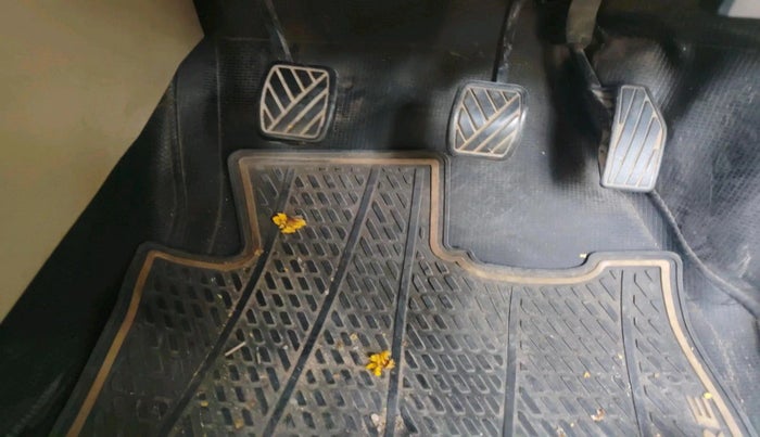 2018 Maruti Dzire VDI, Diesel, Manual, 87,229 km, interior