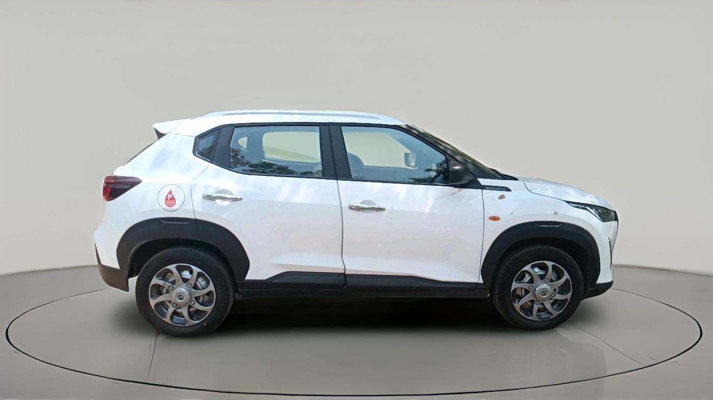 2025 Nissan MAGNITE Visia B4D 1.0 Petrol MT, Petrol, Manual, 1,903 km, exterior