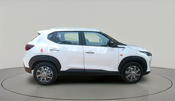 2025 Nissan MAGNITE Visia B4D 1.0 Petrol MT, Petrol, Manual, 1,903 km, exterior