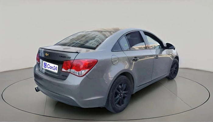 2015 Chevrolet Cruze LTZ AT, Diesel, Automatic, 1,58,524 km, exterior