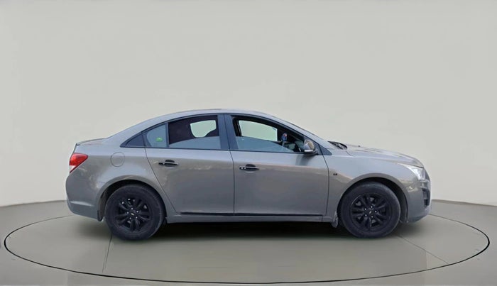 2015 Chevrolet Cruze LTZ AT, Diesel, Automatic, 1,58,524 km, exterior