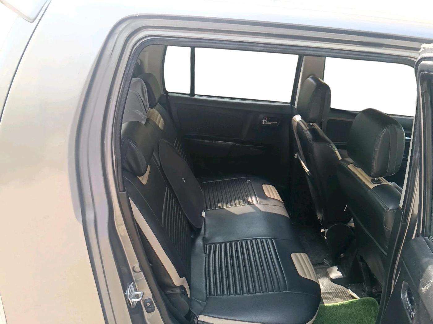 2013 Maruti Wagon R Stingray VXI, Petrol, Manual, 73,702 km, interior