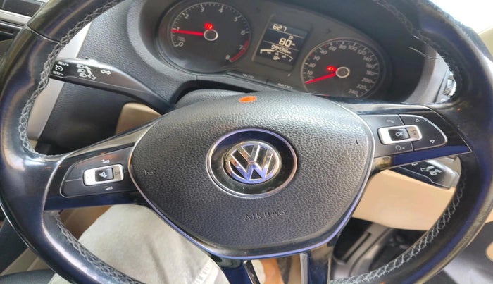 2017 Volkswagen Ameo HIGHLINE1.2L, Petrol, Manual, 99,438 km, interior