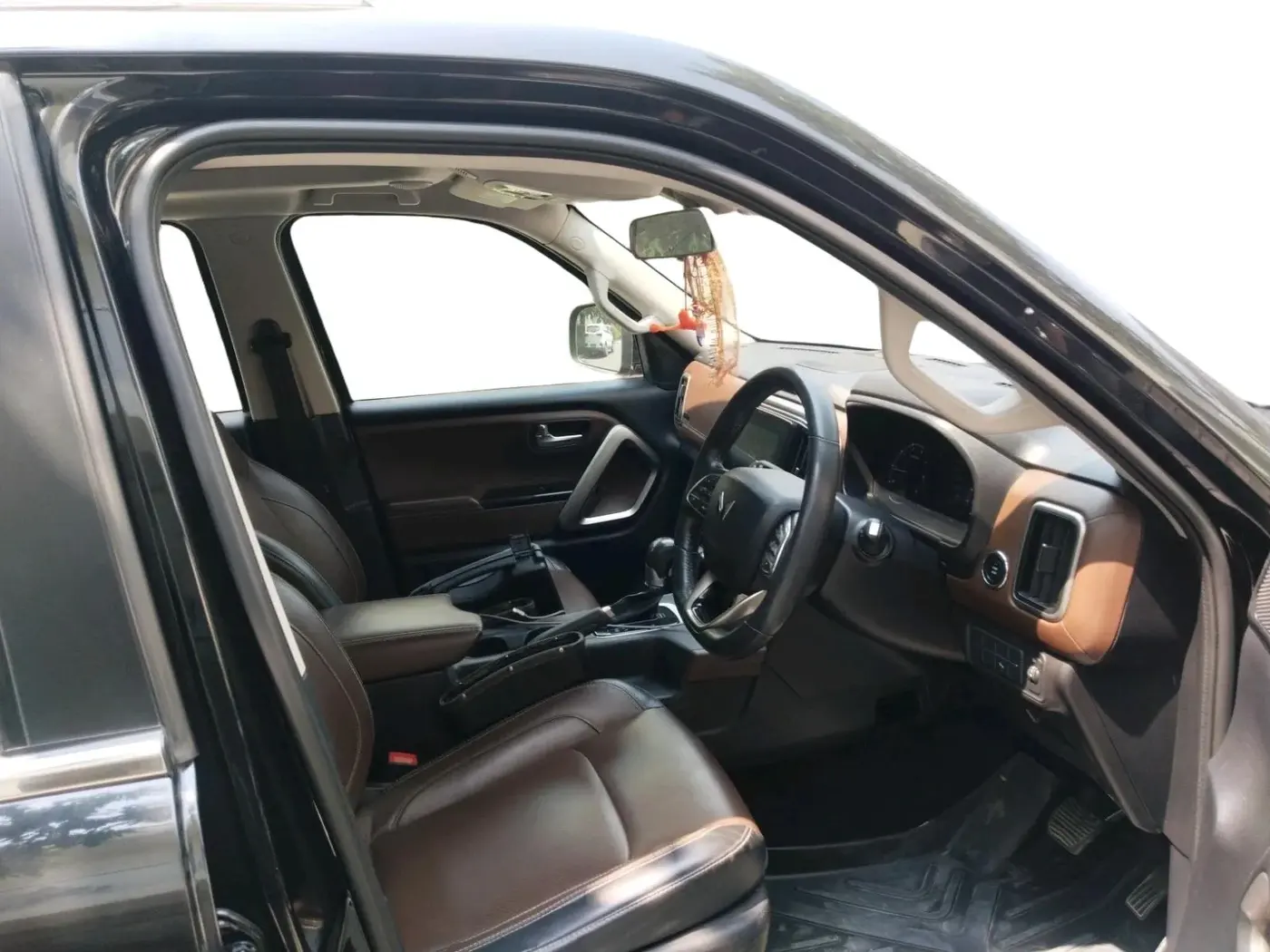 2022 Mahindra SCORPIO-N Z8 L DIESEL AT 2WD 7 STR, Diesel, Automatic, 67,445 km, interior