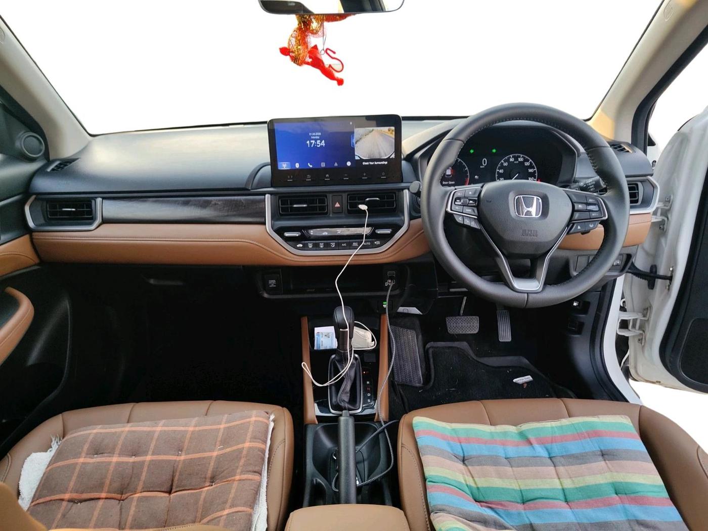 2025 Honda ELEVATE ZX CVT, Petrol, Automatic, 2,701 km, interior