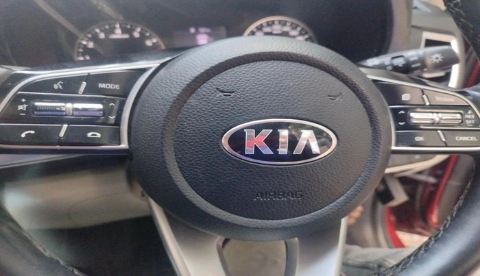 2020 KIA SELTOS HTX 1.5 PETROL, Petrol, Manual, 1,20,362 km, interior