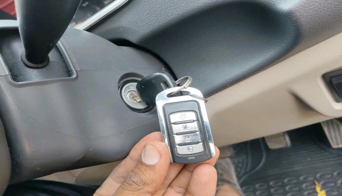 2016 Maruti Alto K10 VXI, Petrol, Manual, 69,940 km, interior