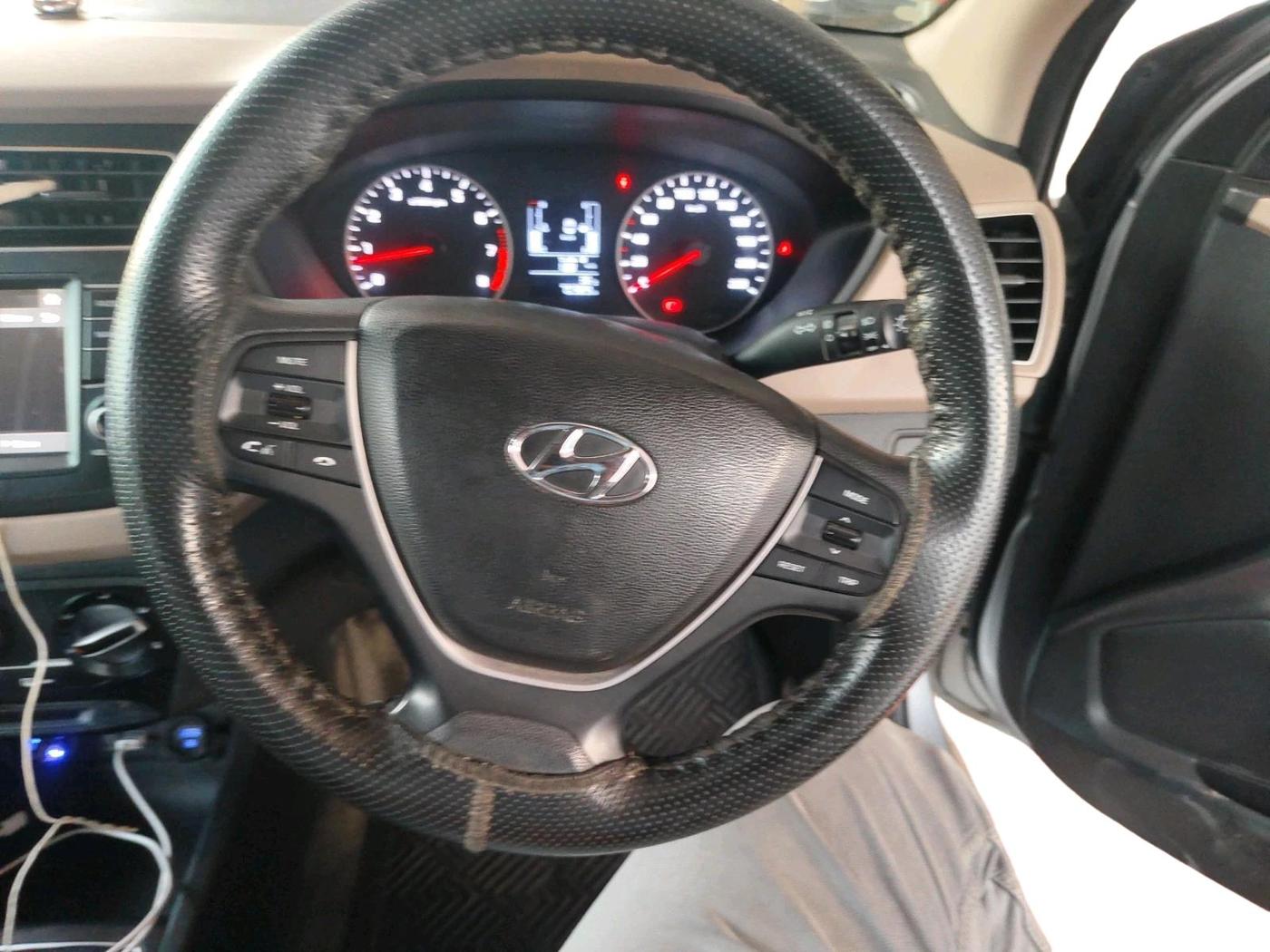 2019 Hyundai Elite i20 SPORTZ PLUS 1.2, Petrol, Manual, 70,389 km, interior