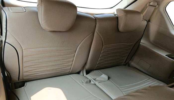 2020 Maruti Ertiga ZXI+ SHVS, Petrol, Manual, 1,04,248 km, interior