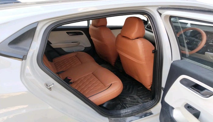 2025 Tata ALTROZ Accomplished S Petrol 5 MT, Petrol, Manual, 4,208 km, interior