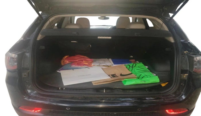 2020 Jeep Compass LIMITED PLUS DIESEL, Diesel, Manual, 1,27,909 km, exterior