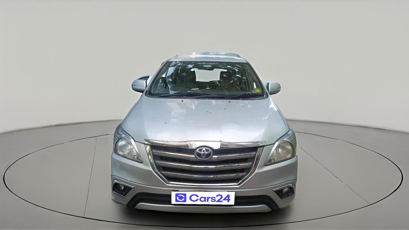 2014 Toyota Innova 2.5 VX 7 STR, Diesel, Manual, 1,16,904 km, exterior