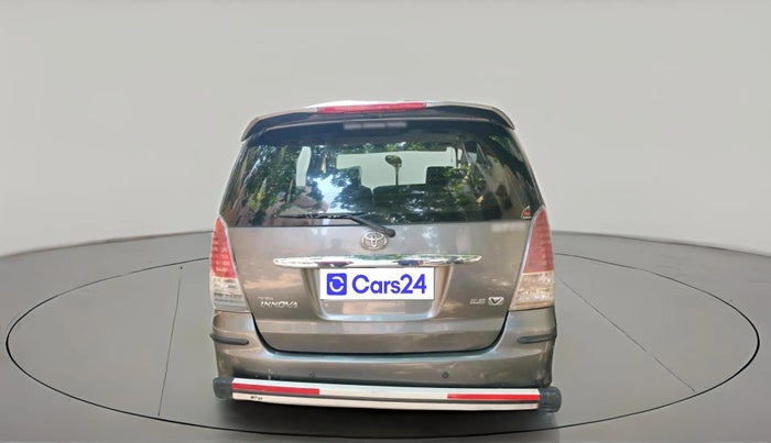 2009 Toyota Innova V 2.5 8 STR, Diesel, Manual, 1,86,905 km, exterior