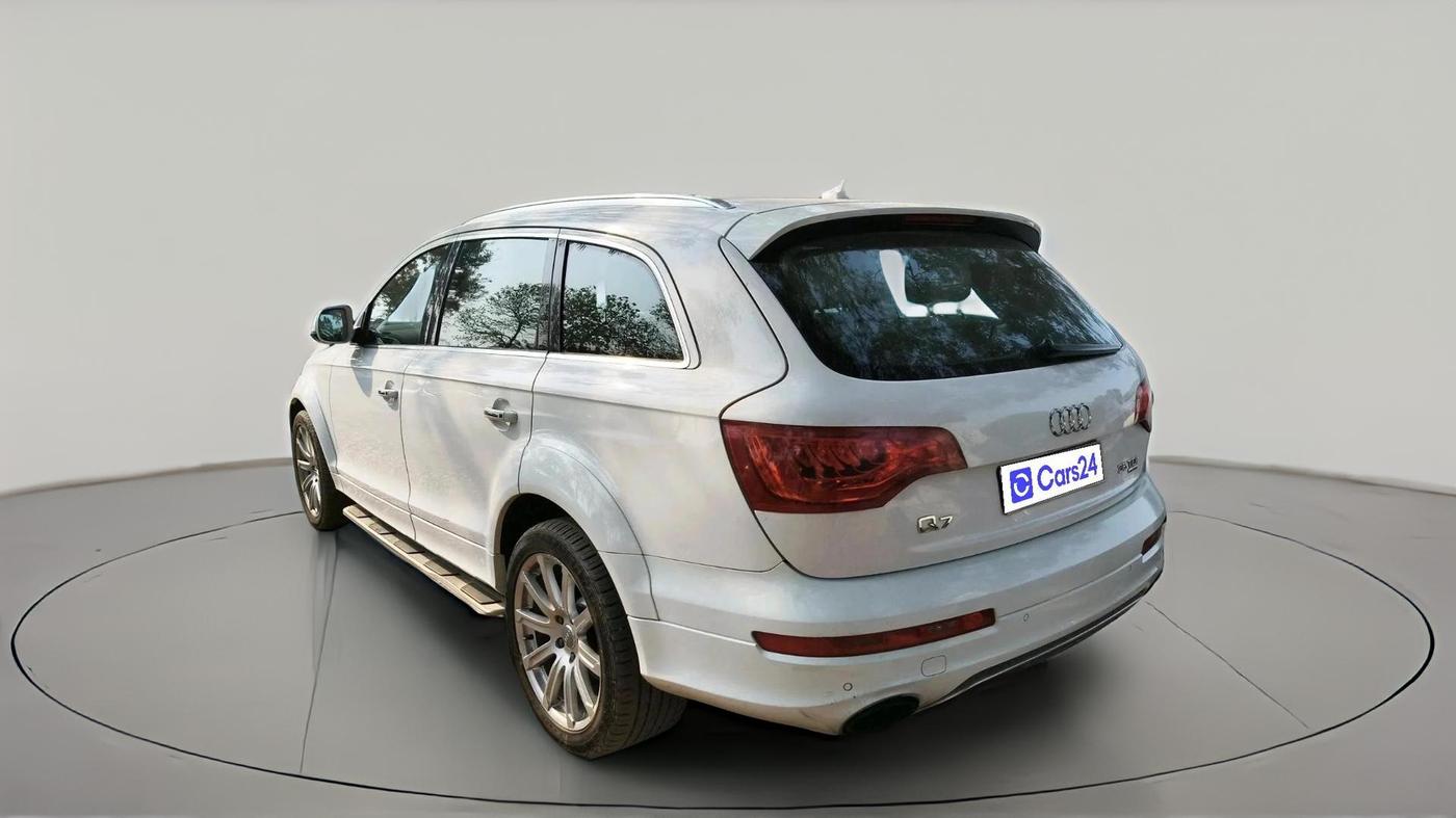 2015 Audi Q7 35 TDI PREMIUM, Diesel, Automatic, 1,20,764 km, exterior