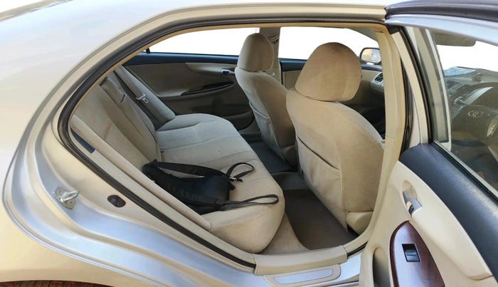 2012 Toyota Corolla Altis G DIESEL, Diesel, Manual, 2,31,266 km, interior