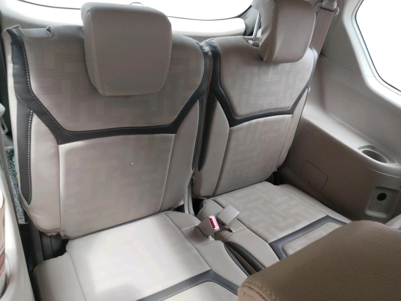 2023 Maruti Ertiga VXi (O), Petrol, Manual, 12,419 km, interior