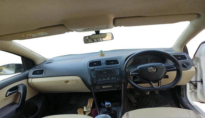 2018 Skoda Rapid AMBITION 1.5 TDI, Diesel, Manual, 1,42,567 km, interior