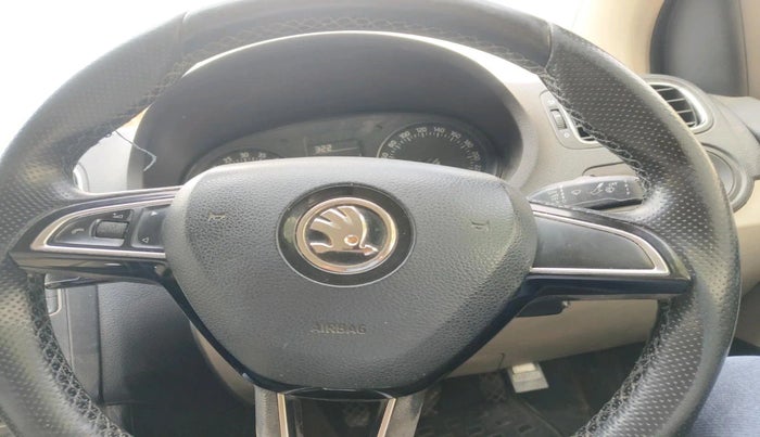 2018 Skoda Rapid AMBITION 1.5 TDI, Diesel, Manual, 1,42,567 km, interior