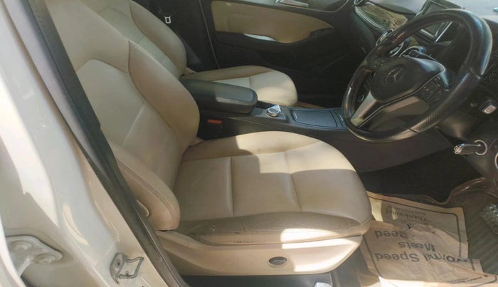 2012 Mercedes Benz B Class B 180 SPORTS PETROL, Petrol, Automatic, 67,026 km, interior