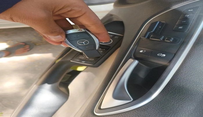 2012 Mercedes Benz B Class B 180 SPORTS PETROL, Petrol, Automatic, 67,026 km, interior