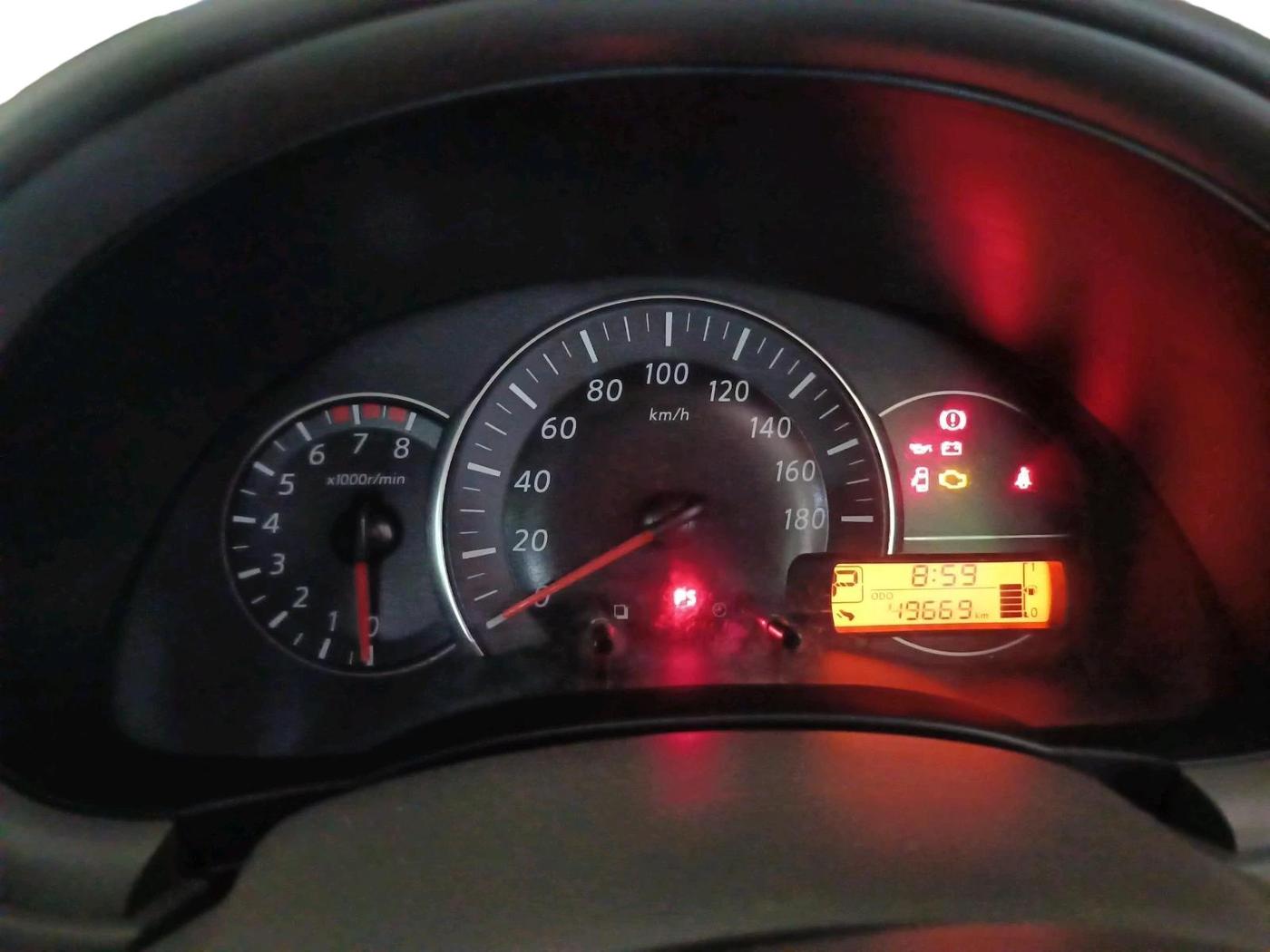 2015 Nissan Micra XV CVT, Petrol, Automatic, 49,669 km, interior