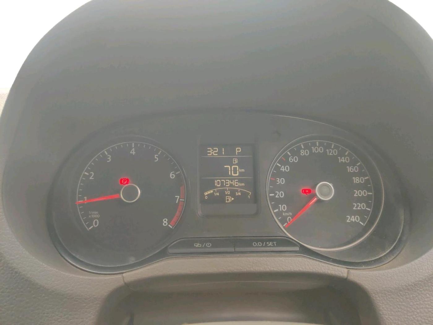 2016 Volkswagen Vento 1.2 TSI HIGHLINE PLUS AT, Petrol, Automatic, 1,07,346 km, interior
