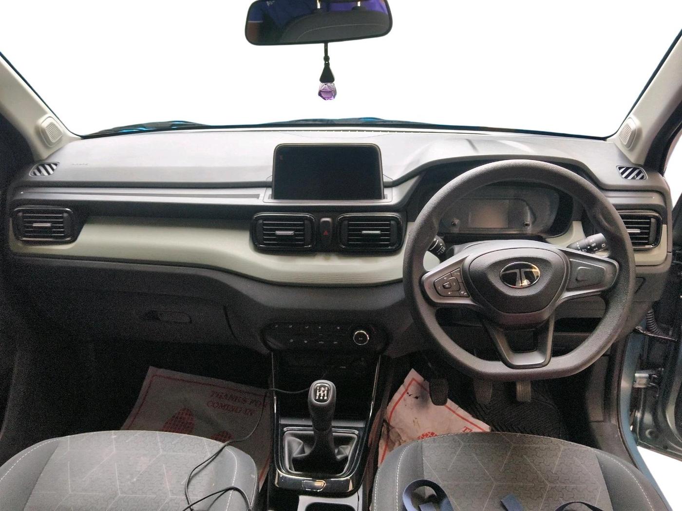 2025 Tata PUNCH Adventure Plus (S), Petrol, Manual, 9,842 km, interior