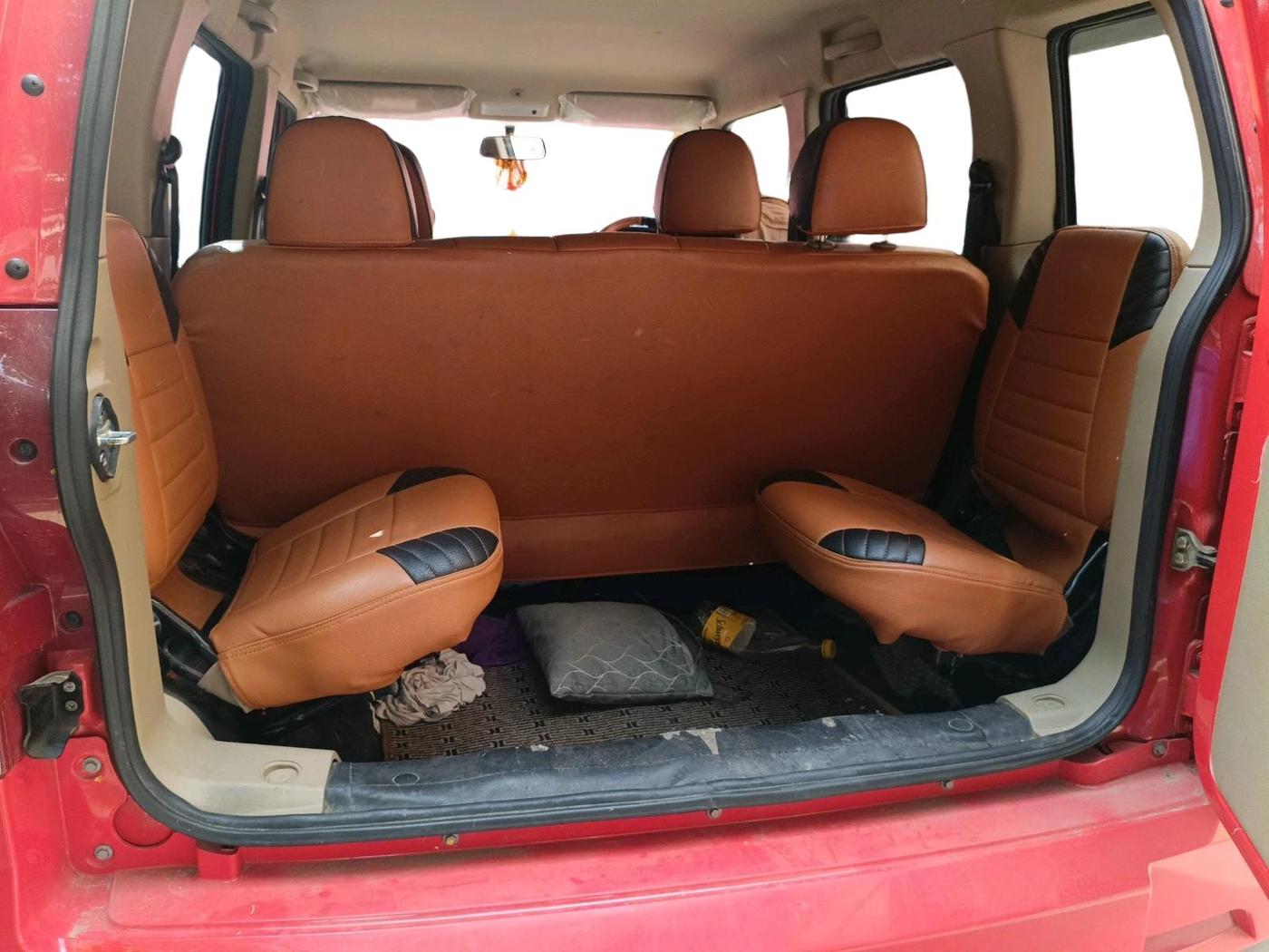 2023 Mahindra BOLERO NEO N10 R, Diesel, Manual, 52,076 km, interior