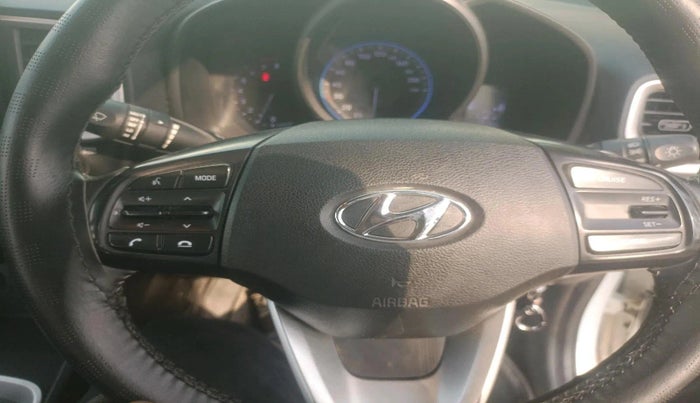 2020 Hyundai VENUE SX 1.0 TURBO, Petrol, Manual, 1,04,042 km, interior