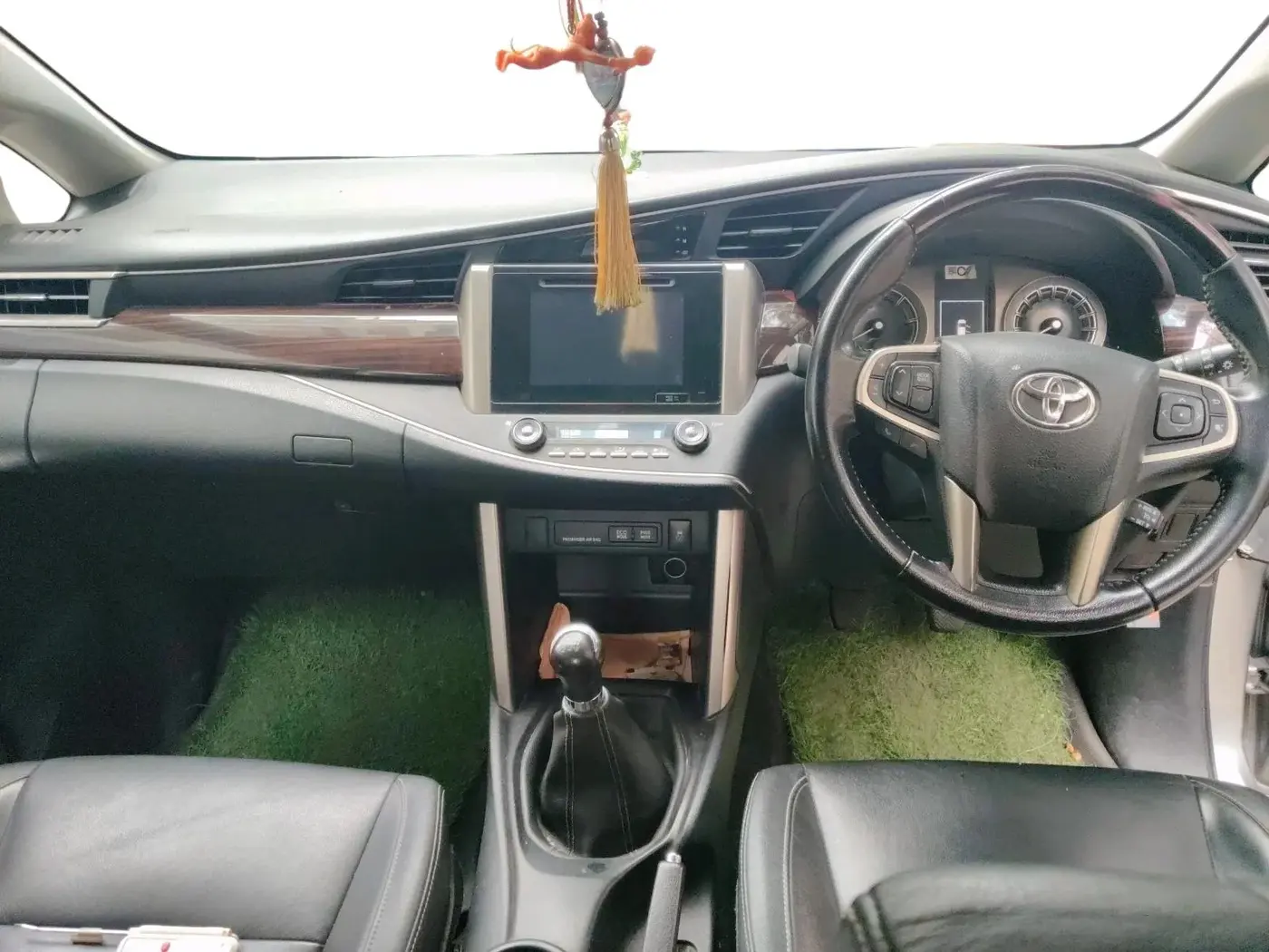 2018 Toyota Innova Crysta 2.4 ZX 7 STR, Diesel, Manual, 1,73,299 km, interior