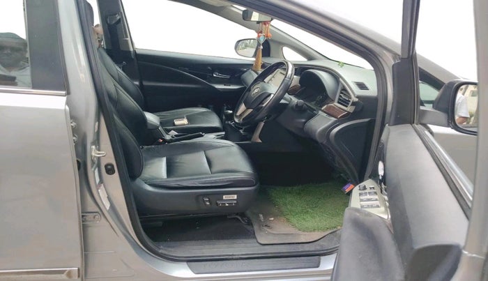 2018 Toyota Innova Crysta 2.4 ZX 7 STR, Diesel, Manual, 1,73,299 km, interior
