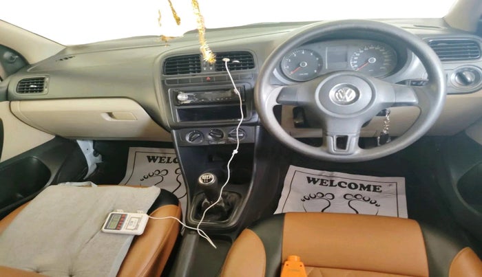 2010 Volkswagen Polo TRENDLINE 1.2L DIESEL, Diesel, Manual, 1,07,404 km, interior