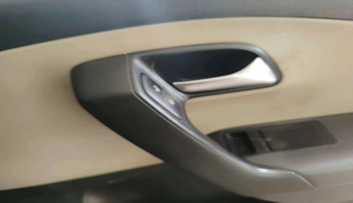 2010 Volkswagen Polo TRENDLINE 1.2L DIESEL, Diesel, Manual, 1,07,404 km, interior