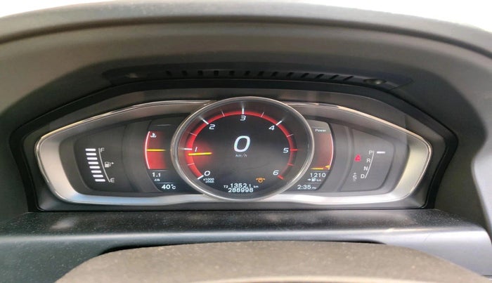 2014 Volvo XC 60 D4 SUMMUM, Diesel, Automatic, 2,88,998 km, interior