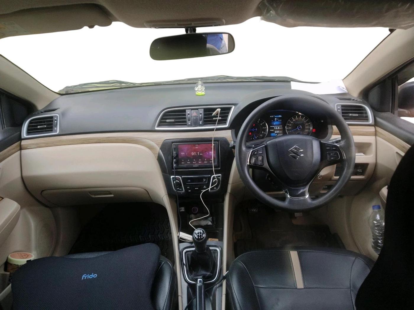 2018 Maruti Ciaz DELTA 1.5 SHVS MT PETROL, Petrol, Manual, 1,23,145 km, interior