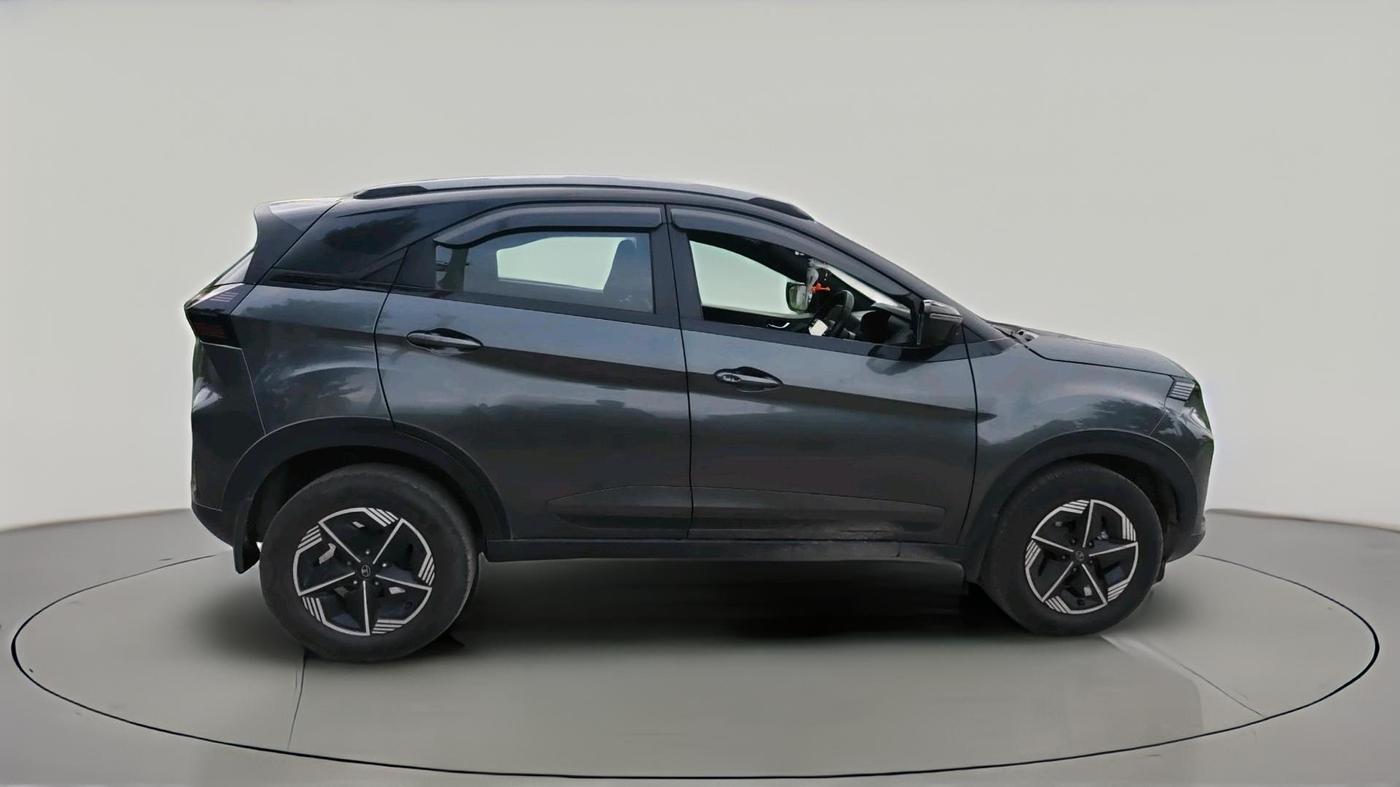 2024 Tata NEXON FEARLESS PLUS S 1.5 REVOTORQ 6 MT DT, Diesel, Manual, 35,124 km, exterior