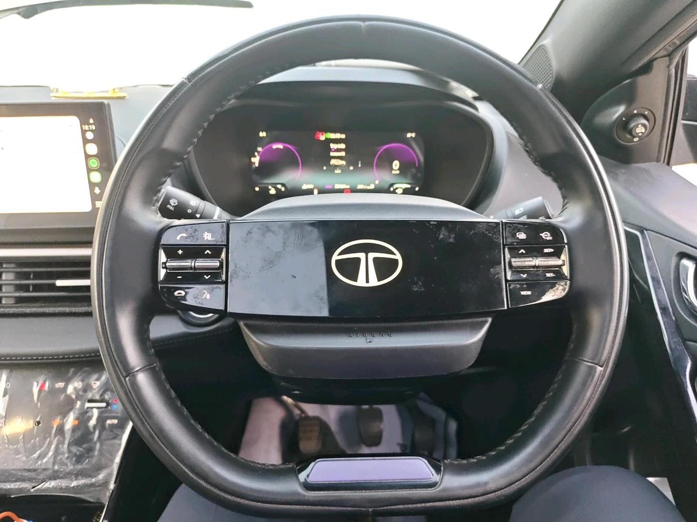 2024 Tata NEXON FEARLESS PLUS S 1.5 REVOTORQ 6 MT DT, Diesel, Manual, 35,124 km, interior